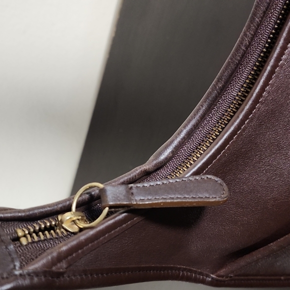 SOLD Vintage Coach Ergo #9033 - Picture 11 of 17